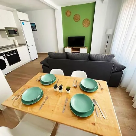 Beautiful & Shiny Apartment