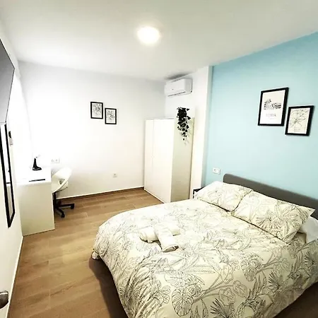 Apartment Beautiful & Shiny Malaga